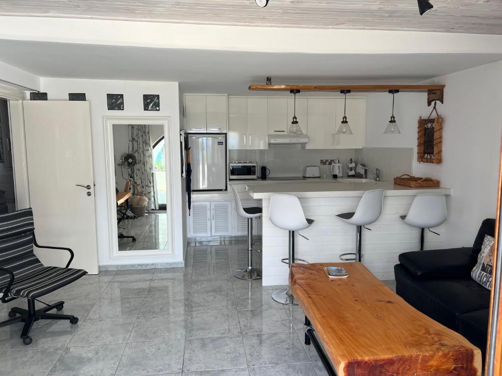 Pissouri Beach Front Apartments photo 1