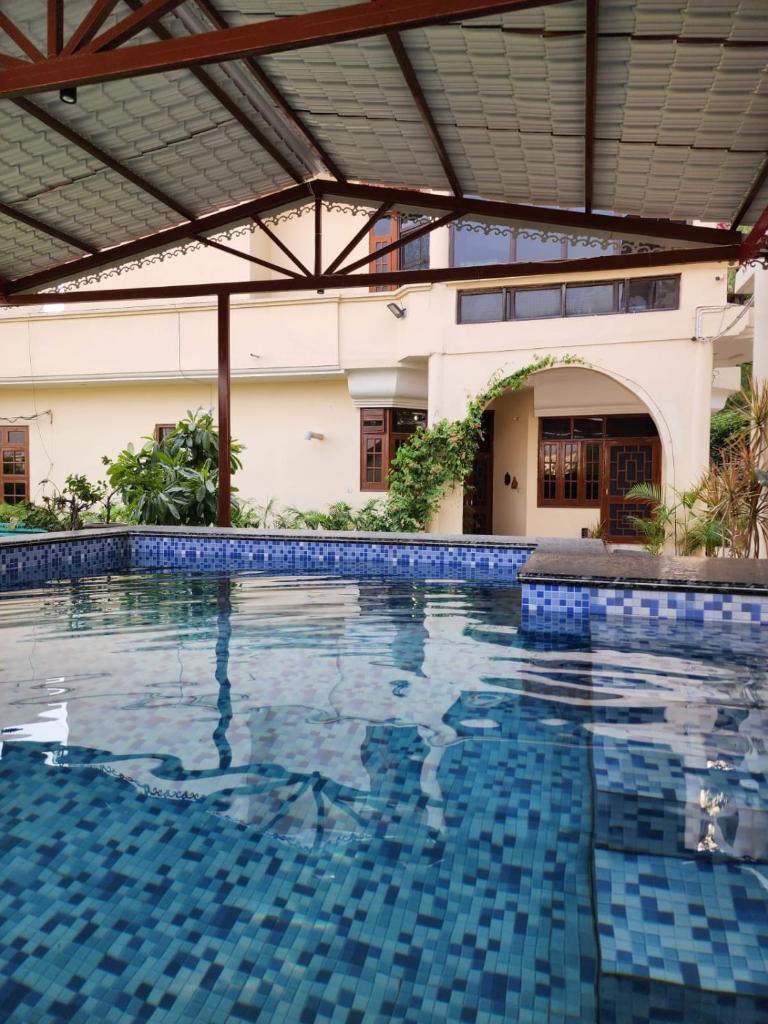 Param Country Home - Swimming Pool included