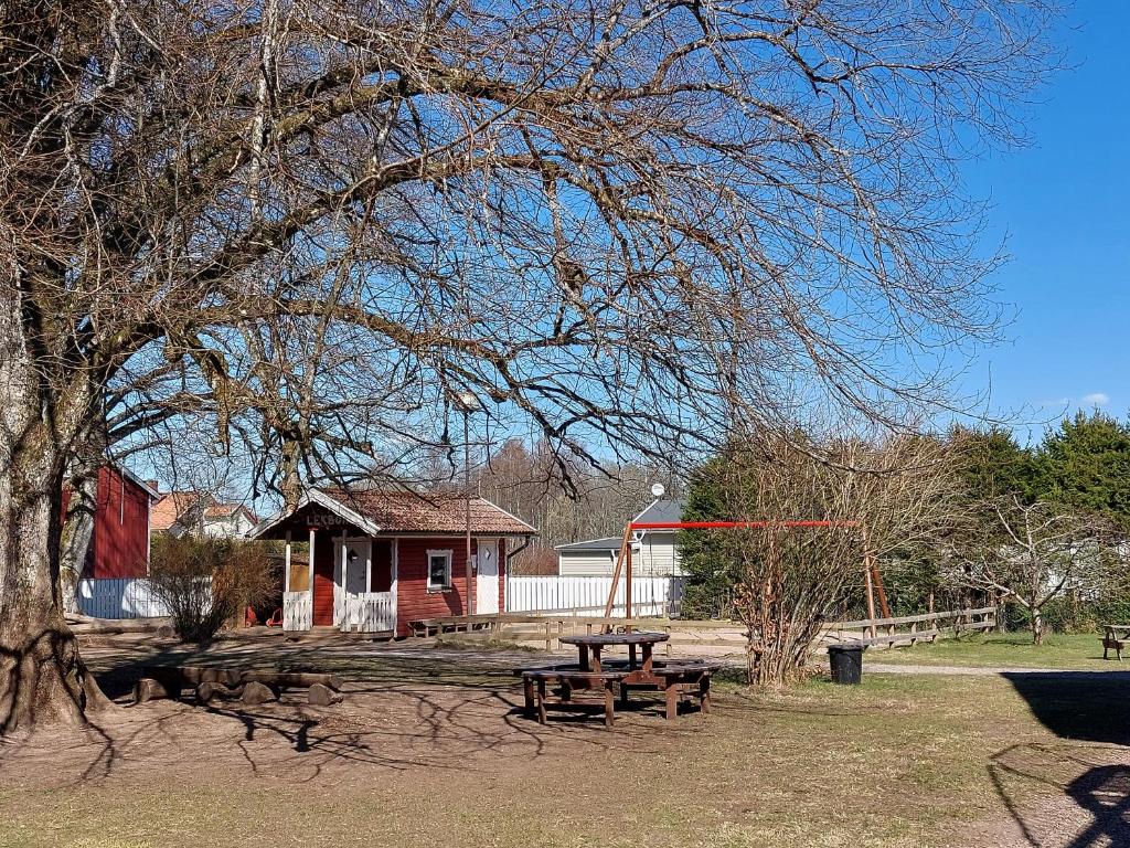 Flora Dekor gästgård, Lenagården photo 2