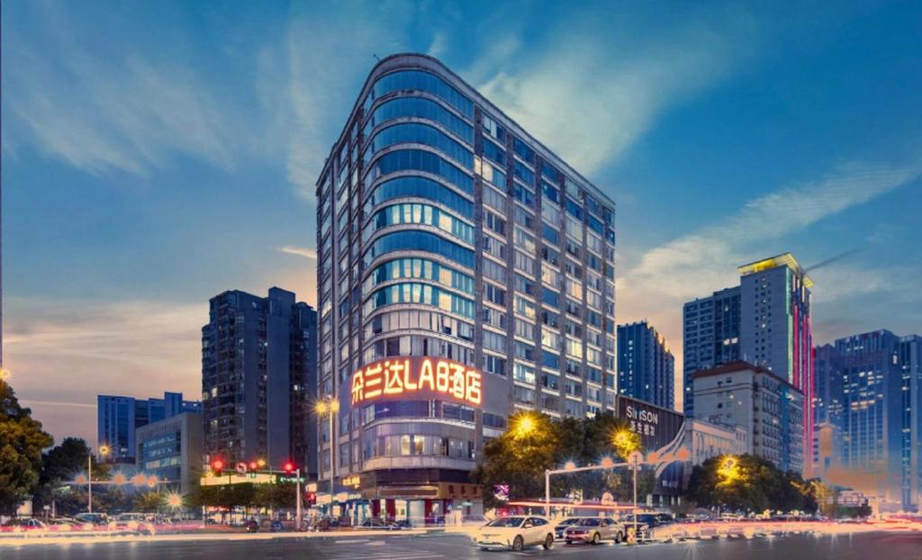 Doaland Lab Hotel, Wuyi Plaza South Gate Metro Station