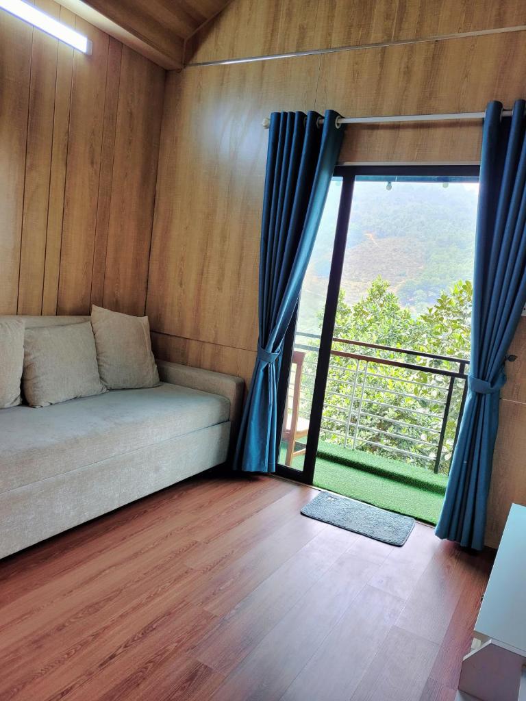 Núi Bé Farmstay - Venue Travel