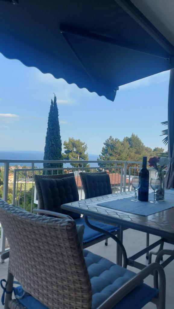 Modern and cosy apartment Ivana with a beautiful seaview photo 4