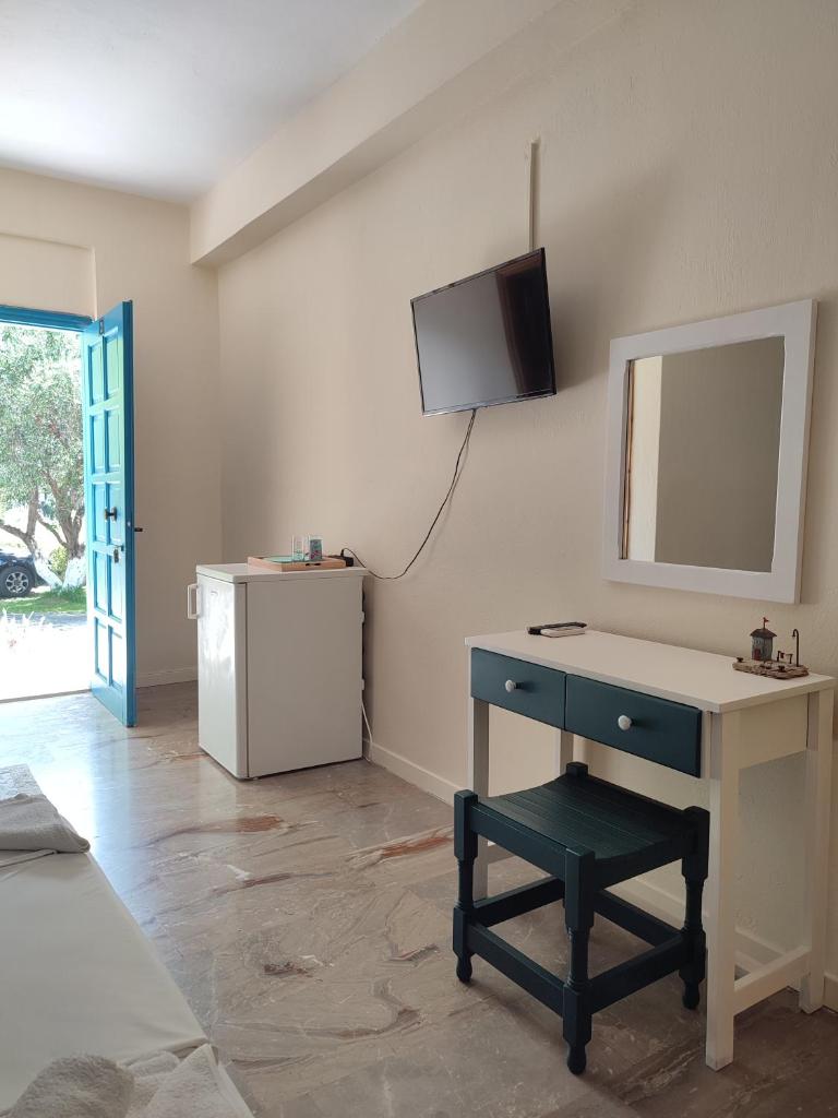 Filoxenia Apartments photo 2