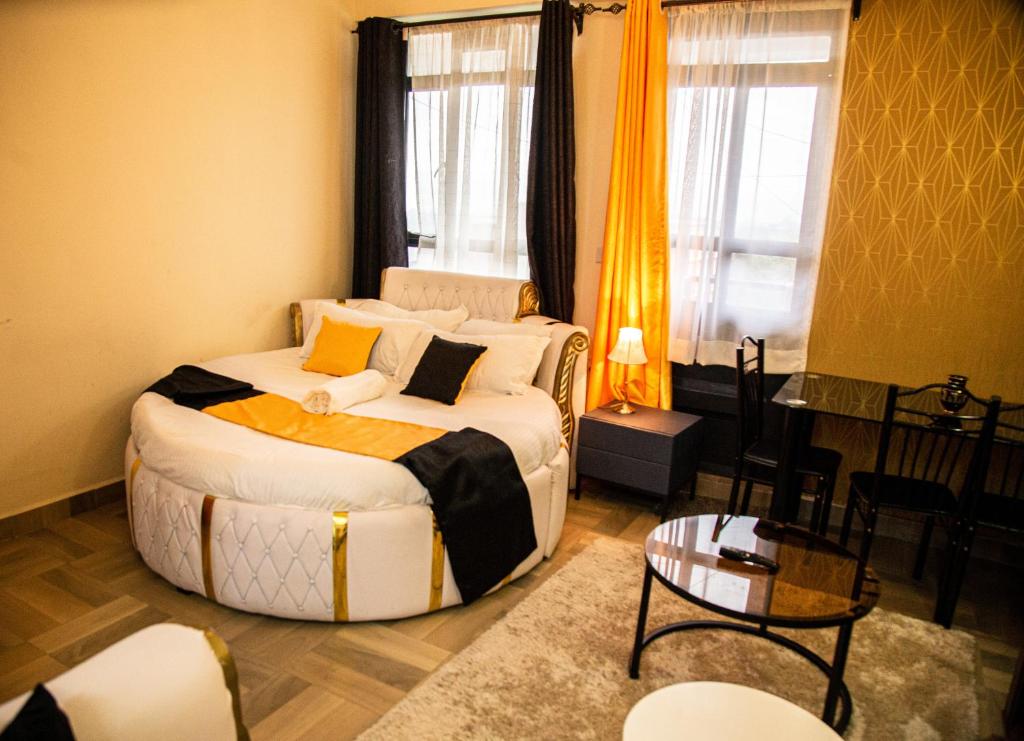 Luxurious Furaha studio Airbnb in Nakuru CBD photo 4