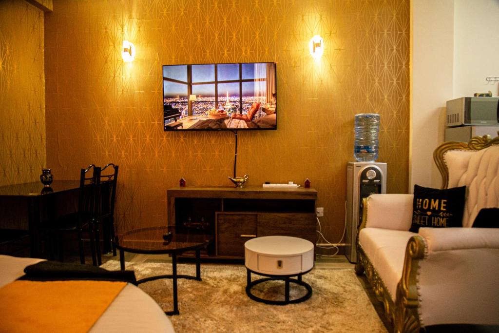 Luxurious Furaha studio Airbnb in Nakuru CBD