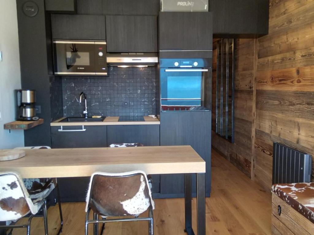 Studio Crest-Voland, 2 pièces, 4 personnes - FR-1-733-56