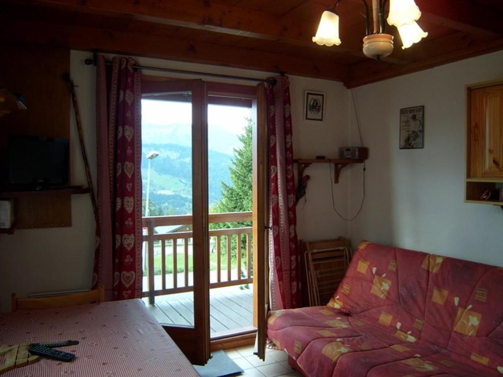 Studio Crest-Voland, 2 pièces, 4 personnes - FR-1-733-20 photo 2