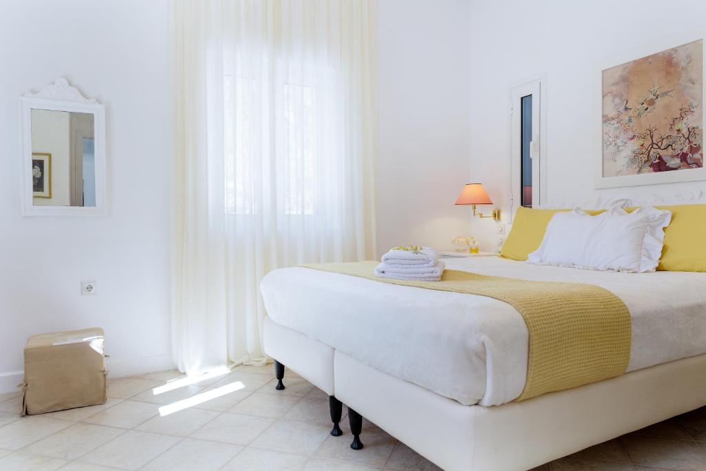 Naxos Beach Front Villa ''Moments'' photo 3