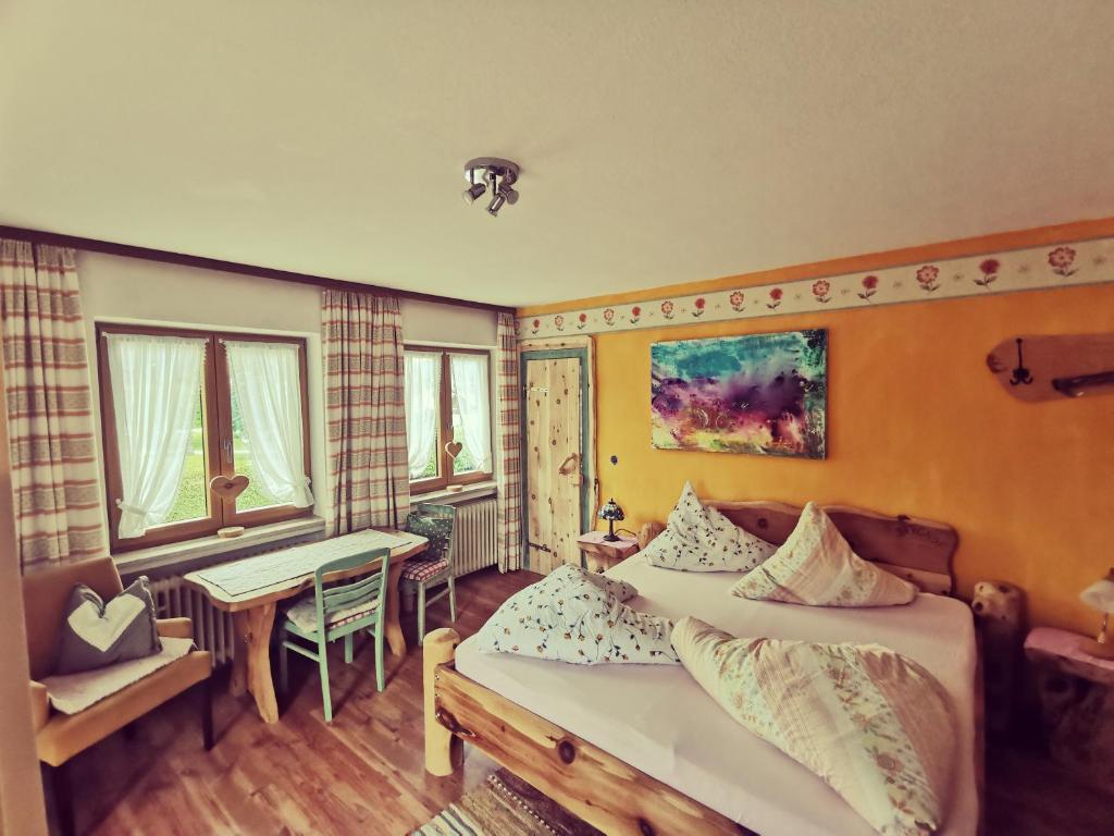 Ferienwohnungen Berghof photo 3