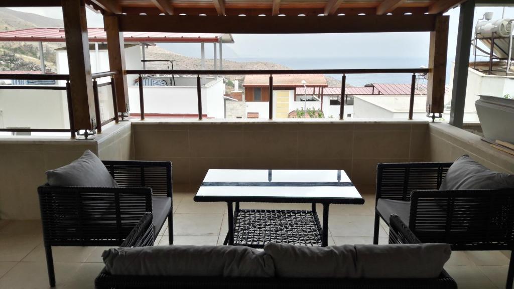 Cheerful 3 bedroom villa photo 1