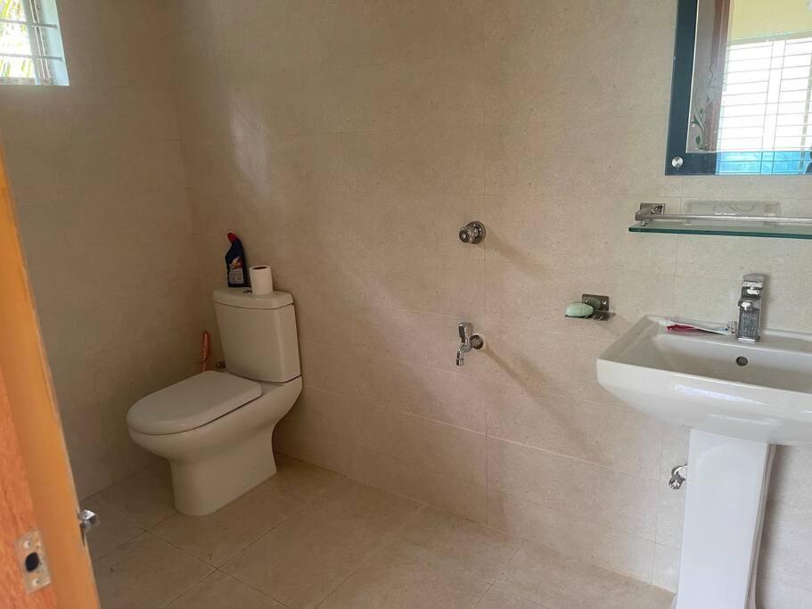 Your home Away photo 4