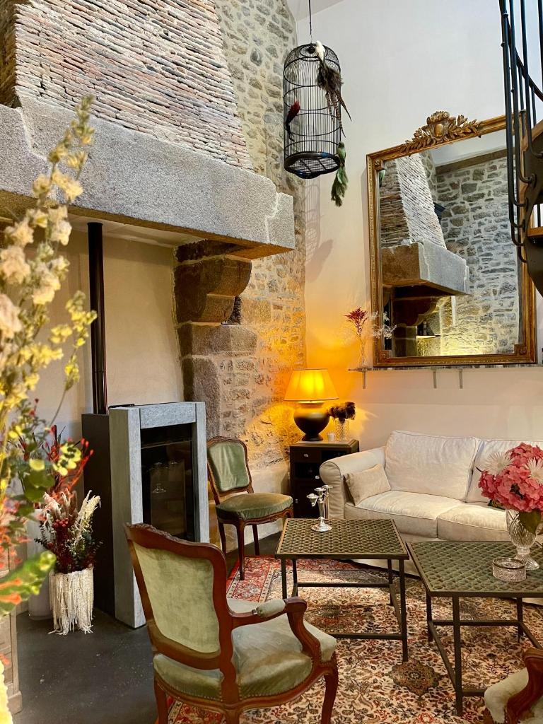 Petit gîte d’arrière-cour au pied du Château photo 3
