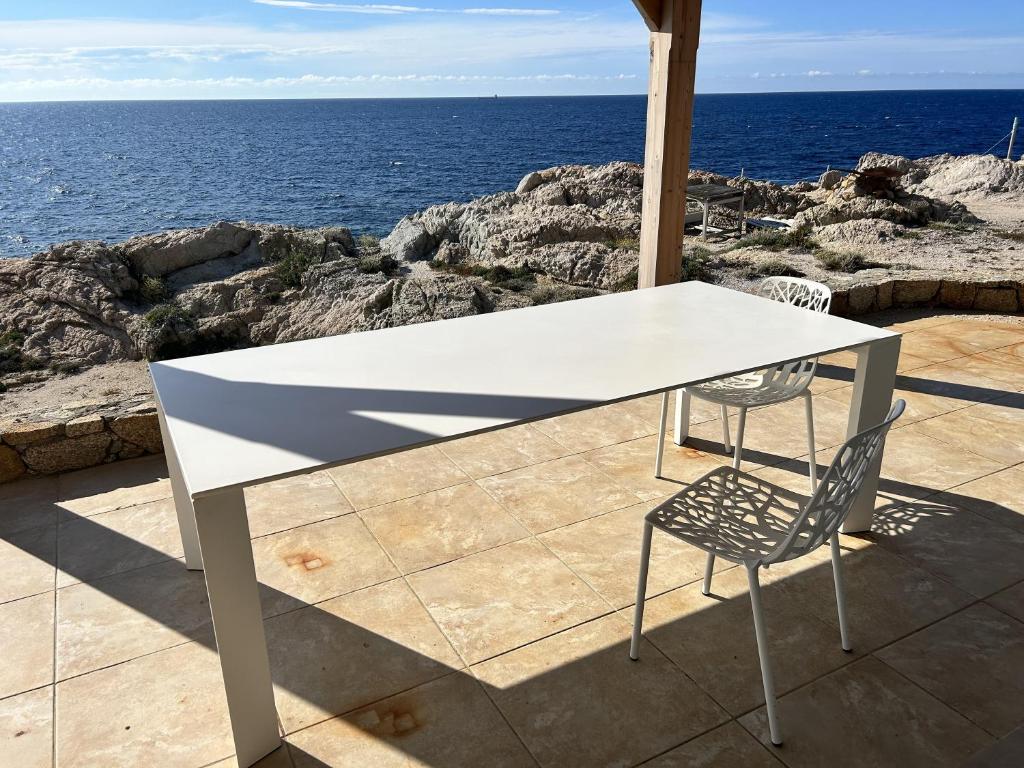Villa coucher de soleil sur mer photo 2