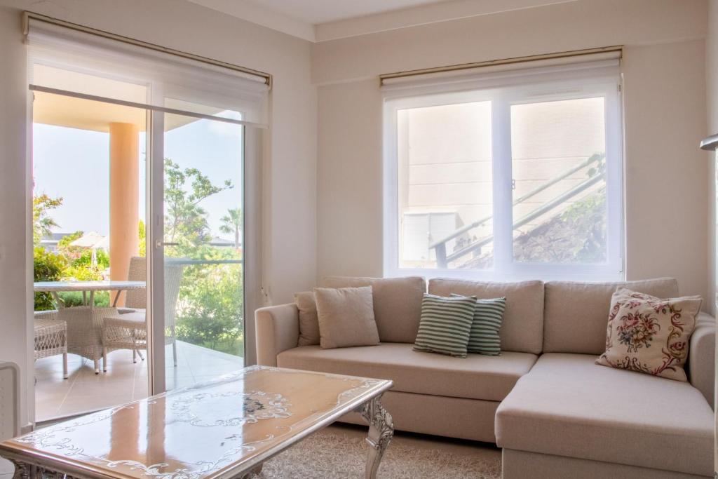 Comfortable Flat w Pool and Garden in Soke Aydin photo 1