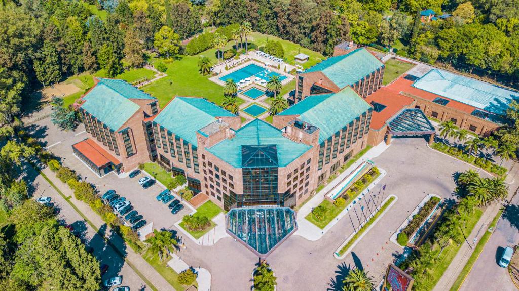 Sheraton Pilar Hotel & Convention Center photo 2