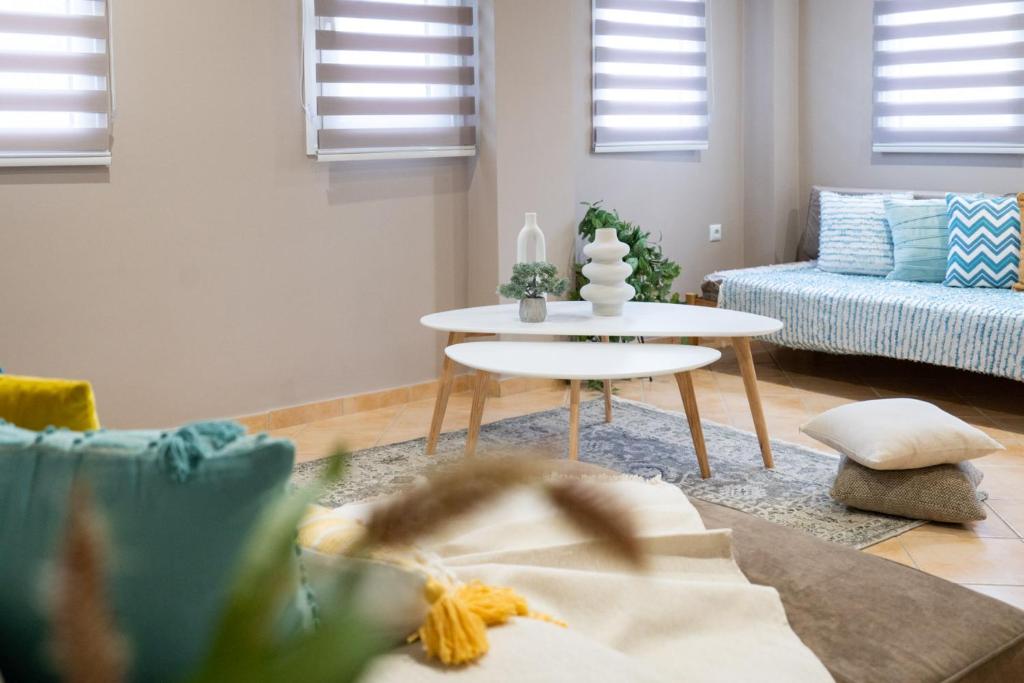 Veria Panorama Luxury Suite with Garden 2 photo 4