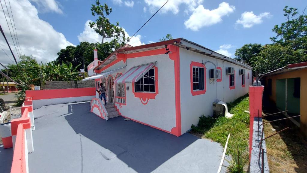 Mack's Home photo 1