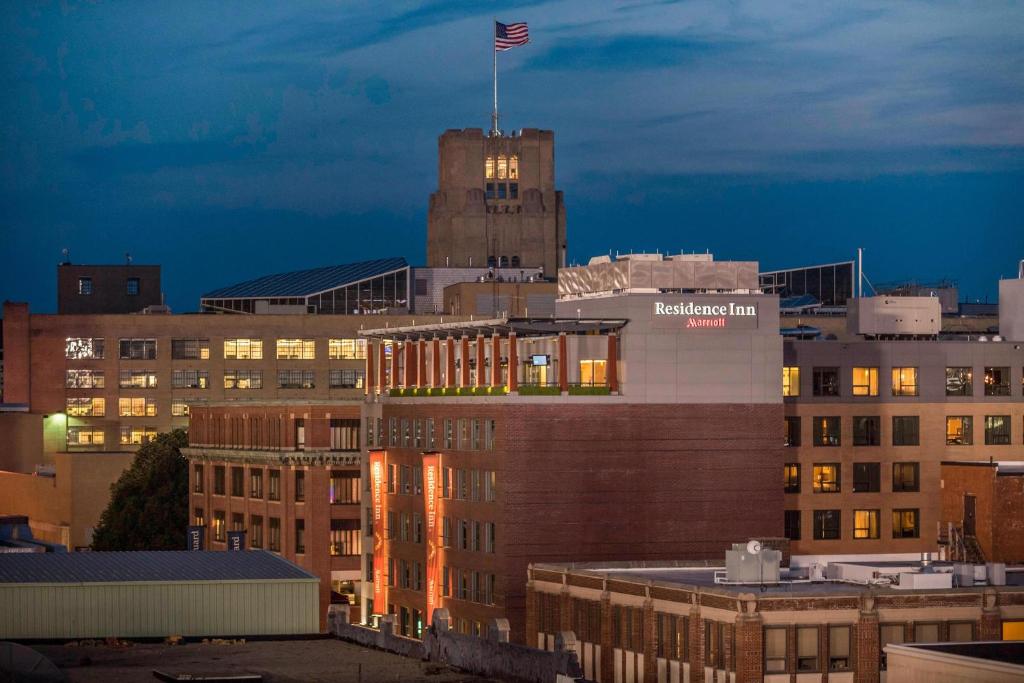 Residence Inn by Marriott Boston Back Bay/Fenway photo 3