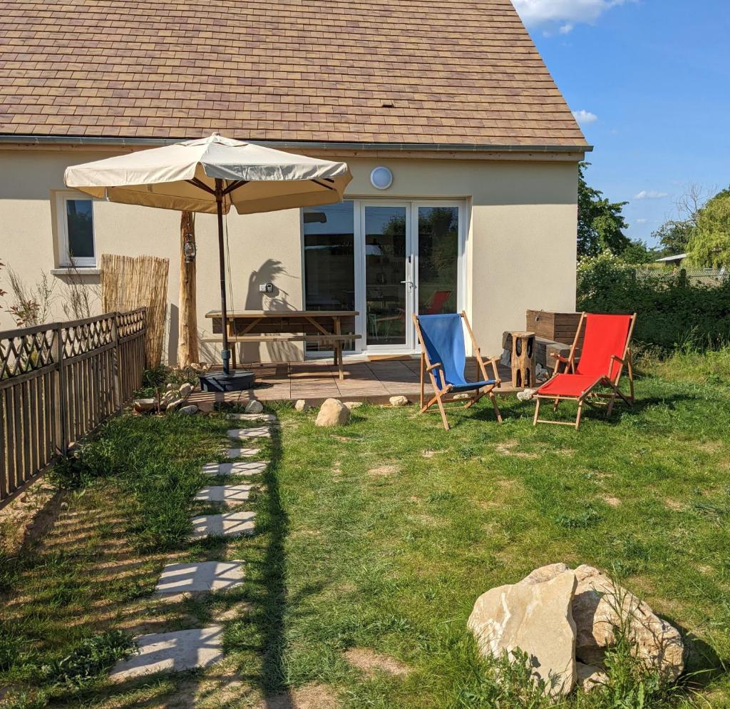 Le Rocky Lodge Large cottage with wooden deck and private garden next to Fontainebleau Forest photo 2