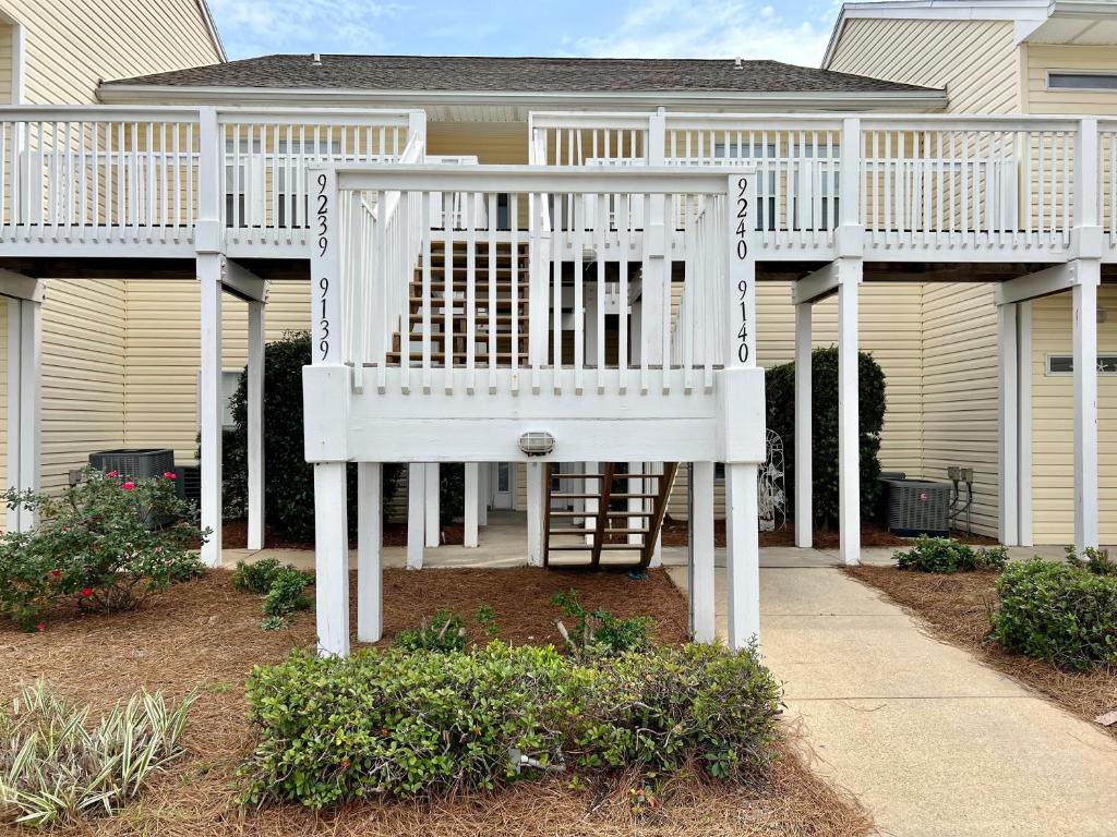 Sandpiper Cove 9240 image