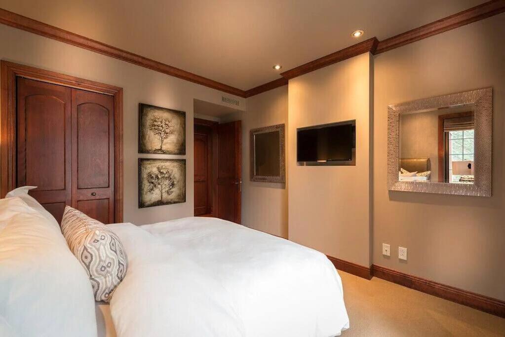 Bondurant 95-8 / COZY and LUXURIOUS 3 bedroom photo 3