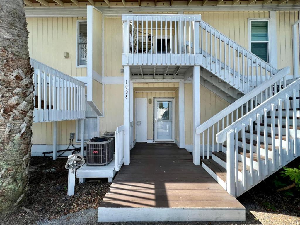 Sandpiper Cove 1006 image