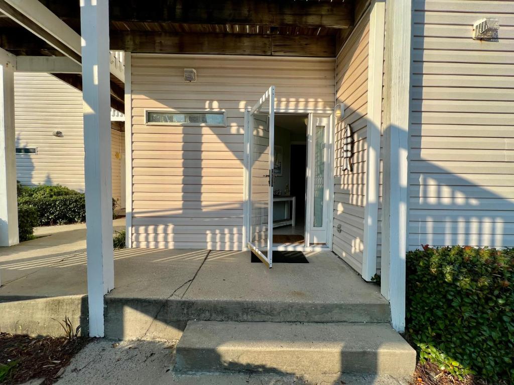 Sandpiper Cove 9131 image