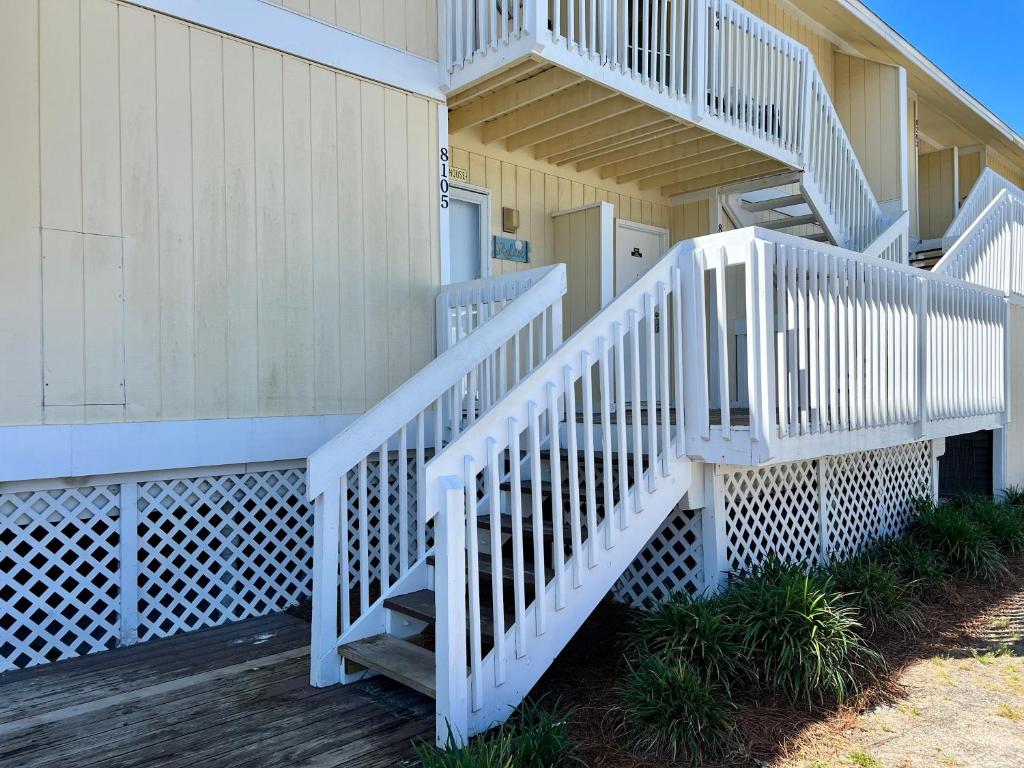 Sandpiper Cove 8105 image