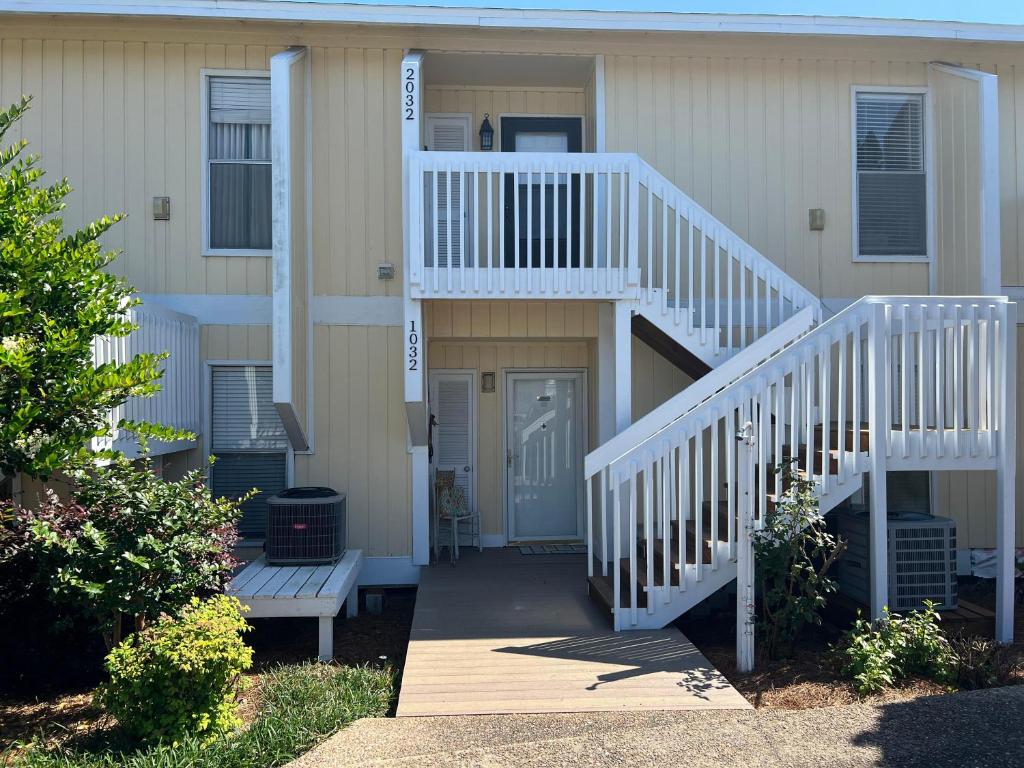Sandpiper Cove 2032 image