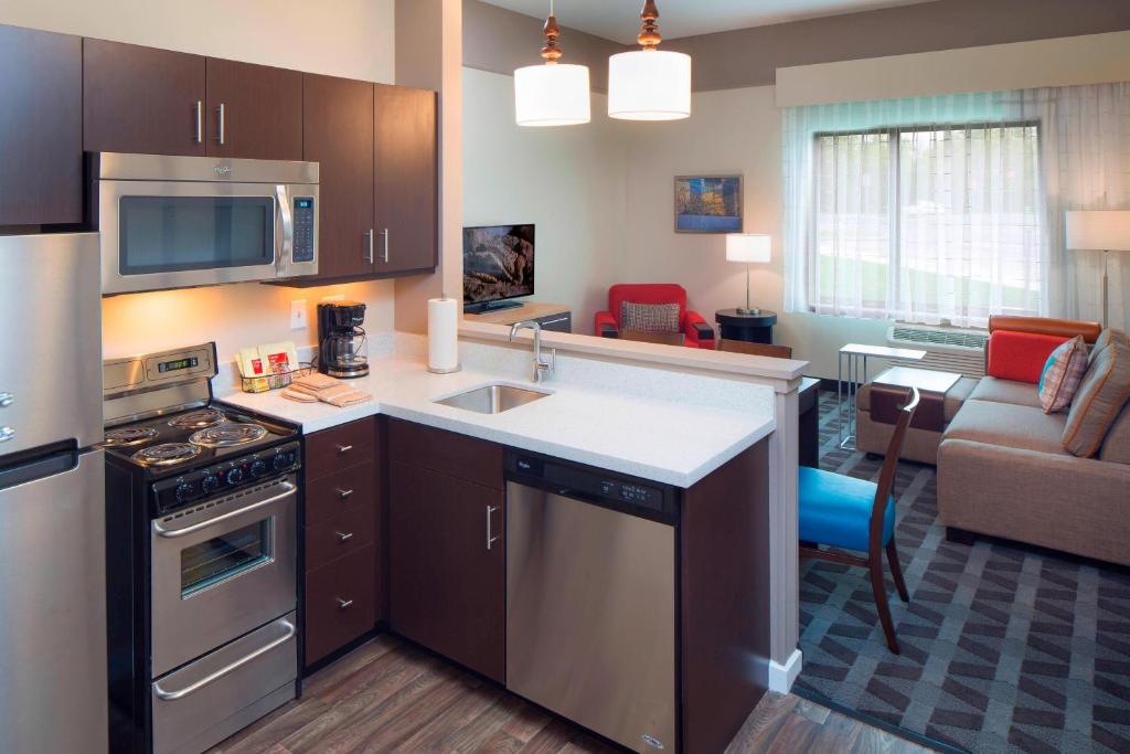 TownePlace Suites by Marriott Swedesboro Philadelphia image