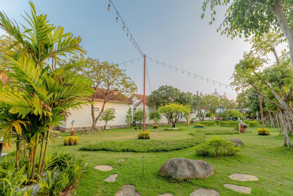 Hoa Lư Garden Resort