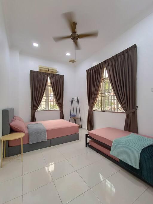 D96 Homestay Tangkak 钻石民宿 photo 3