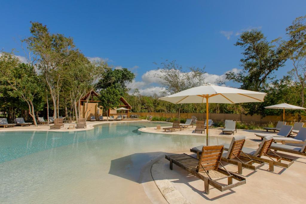 Lumina at The Village Luxury Residences in Corasol photo 1