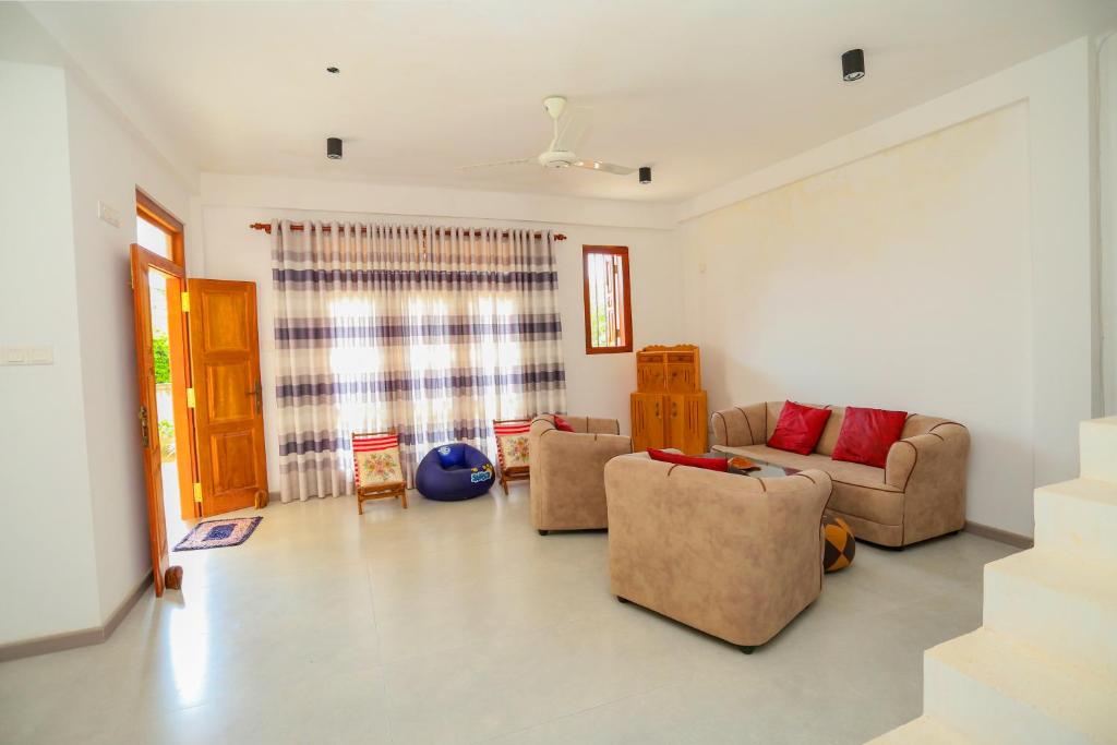 Olga's Place Hikkaduwa photo 2