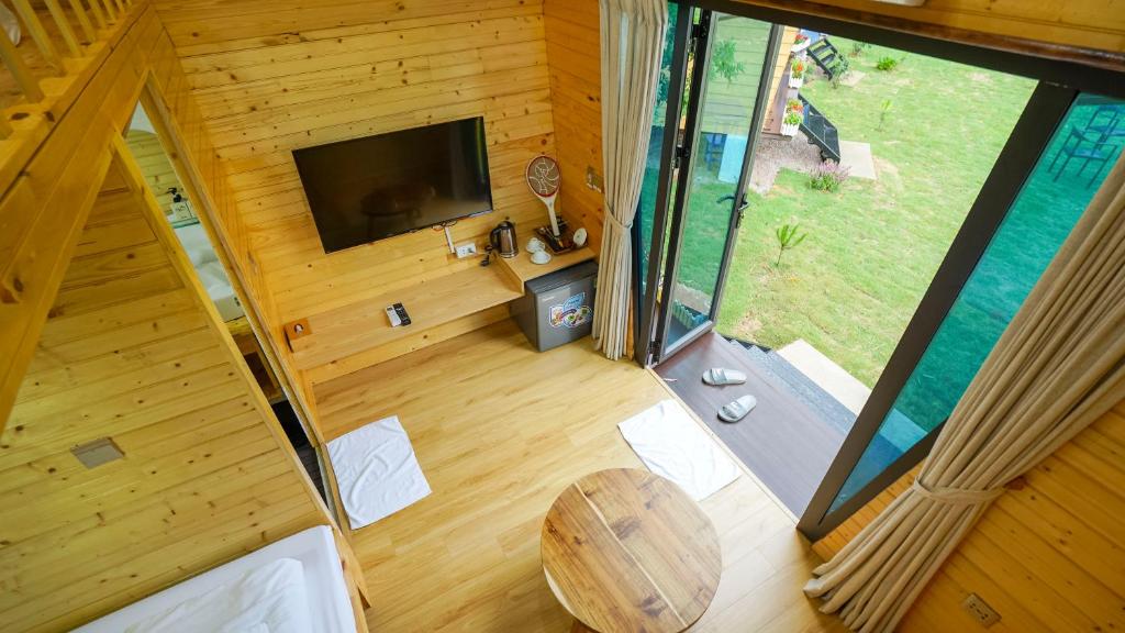 Bavi Myan Maison - Venue Travel