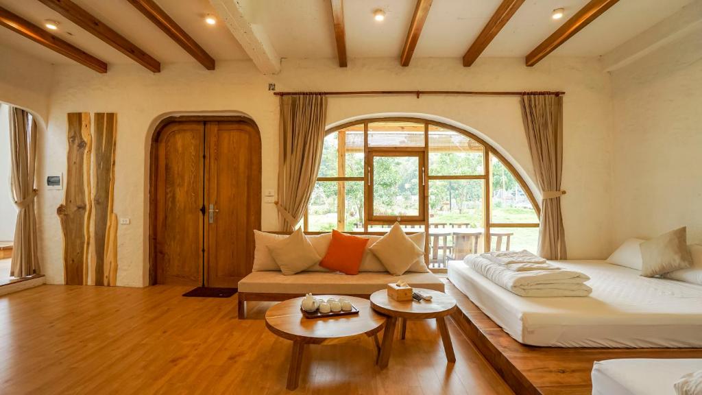 Bavi Myan Maison - Venue Travel