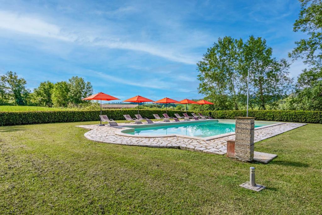 Villa Giunone With Pool Close to Volterra