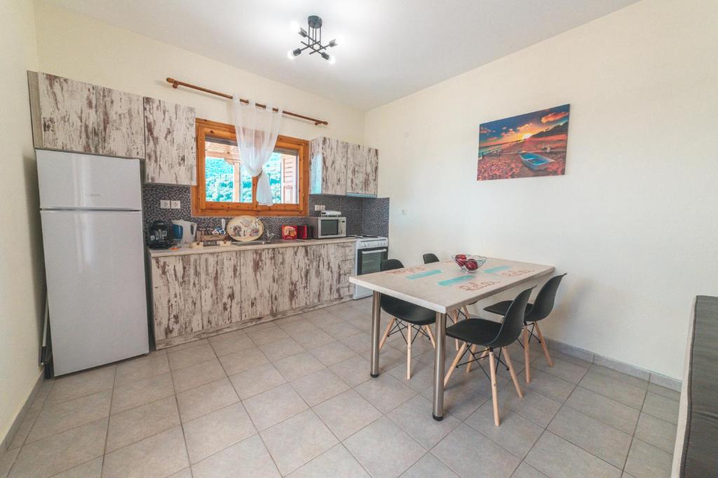 Pelion Charming Cottage, Panoramic Seaview Retreat photo 2