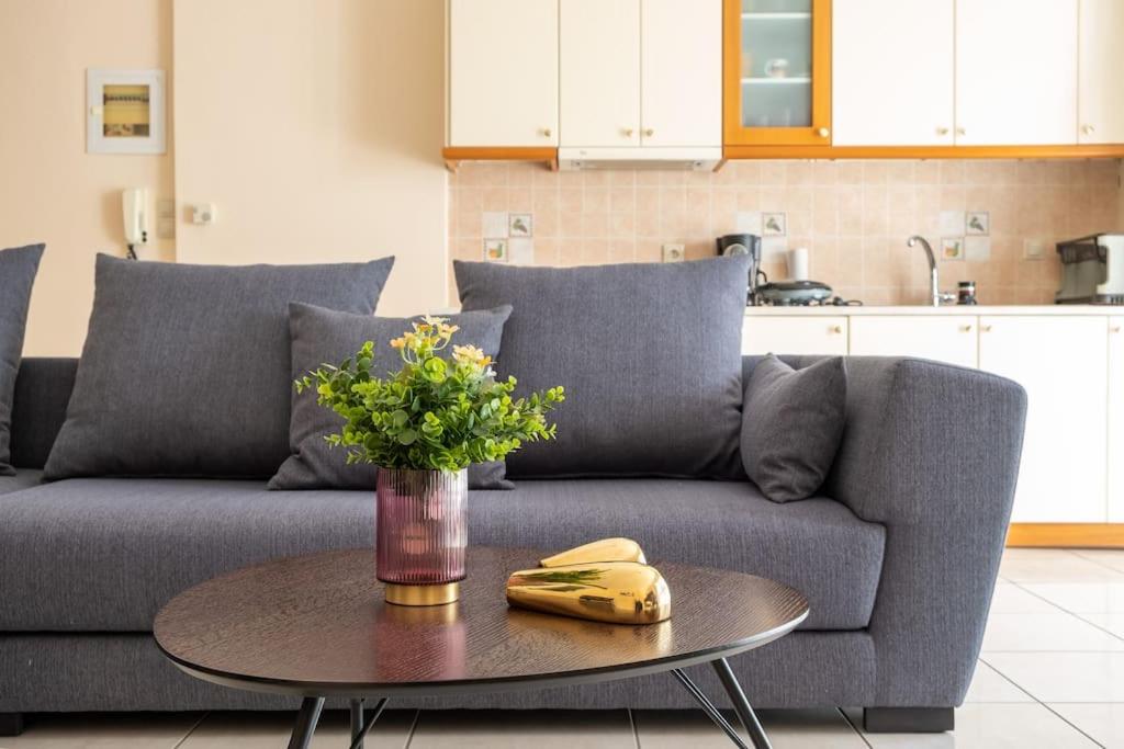 Thetis Luxury Apartment photo 4