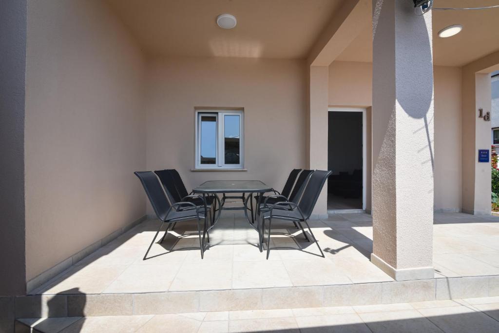 Brseč Apartmani AnDa photo 2