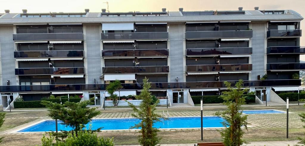 Apartamento con 3 habitaciones, terraza y jardin comunitario con piscina en Sant Antoni de Calonge photo 1