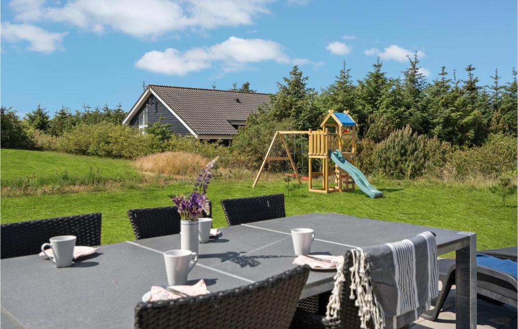 Awesome Home In Tarm With Sauna, 4 Bedrooms And Wifi photo 3