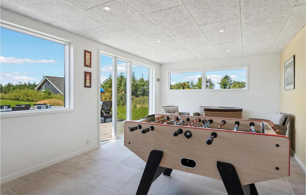 Awesome Home In Tarm With Sauna, 4 Bedrooms And Wifi photo 4