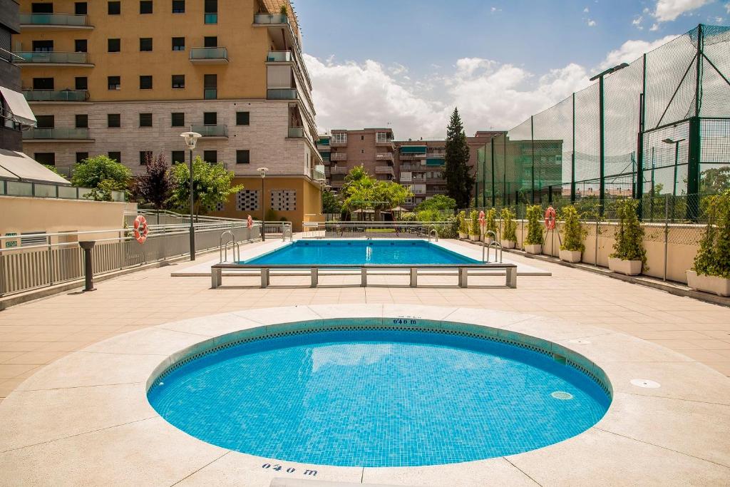 EnjoyGranada LUJO Piscina y Parking photo 2