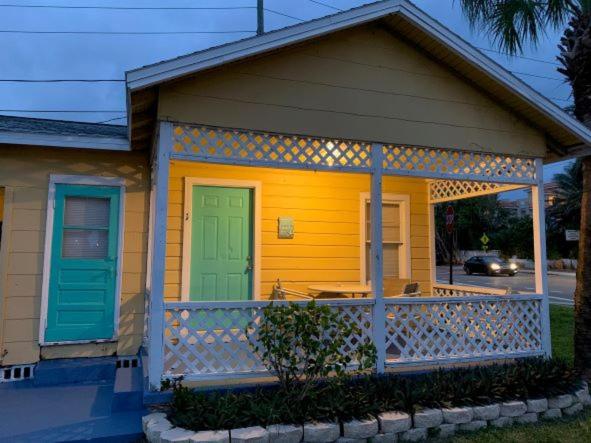 Sunshine Cozy Cottage image
