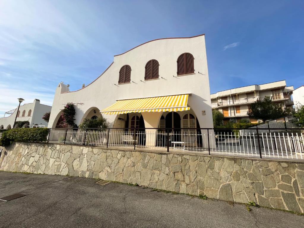 Casa La Perla - Alloggio con terrazza panoramica, piscina e free parking photo 2