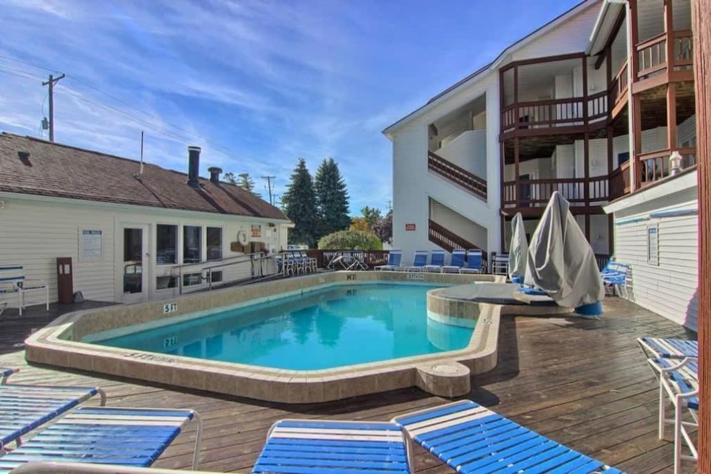 Beachside 102 with Direct Access to the Beach and Pool and Hot Tub photo 1