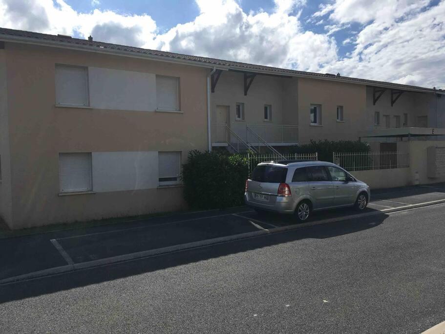 « Les 3 Hirondelles » près des Antilles de Jonzac photo 3
