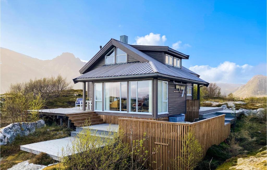 Awesome Home In Leknes With 4 Bedrooms