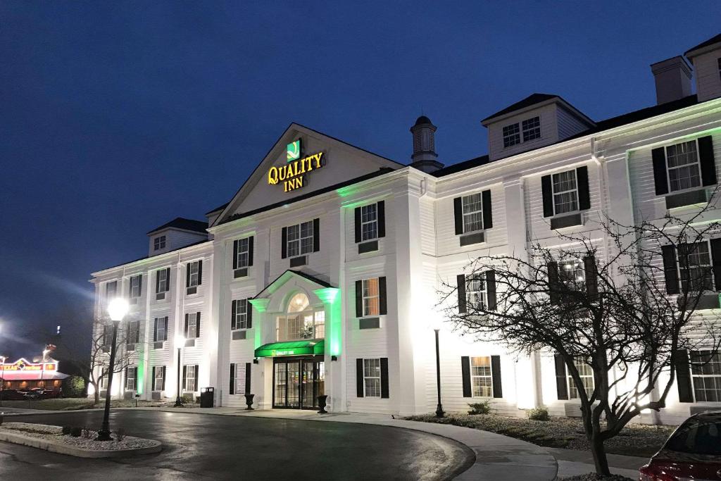 Quality Inn Richmond image